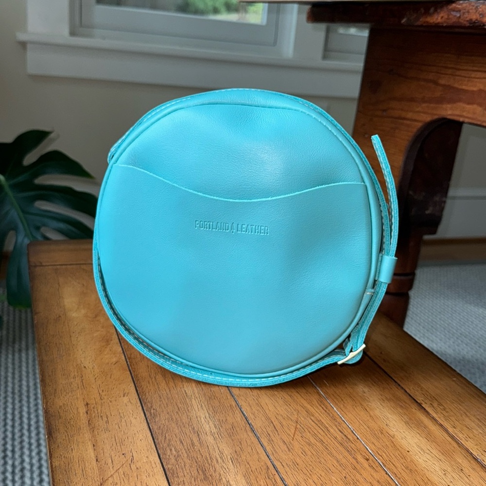 PLG Optical Large Circle crossbody